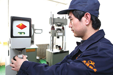 Fixed and portable hardness meters can be used to analyze the hardness of various forms of products and samples.